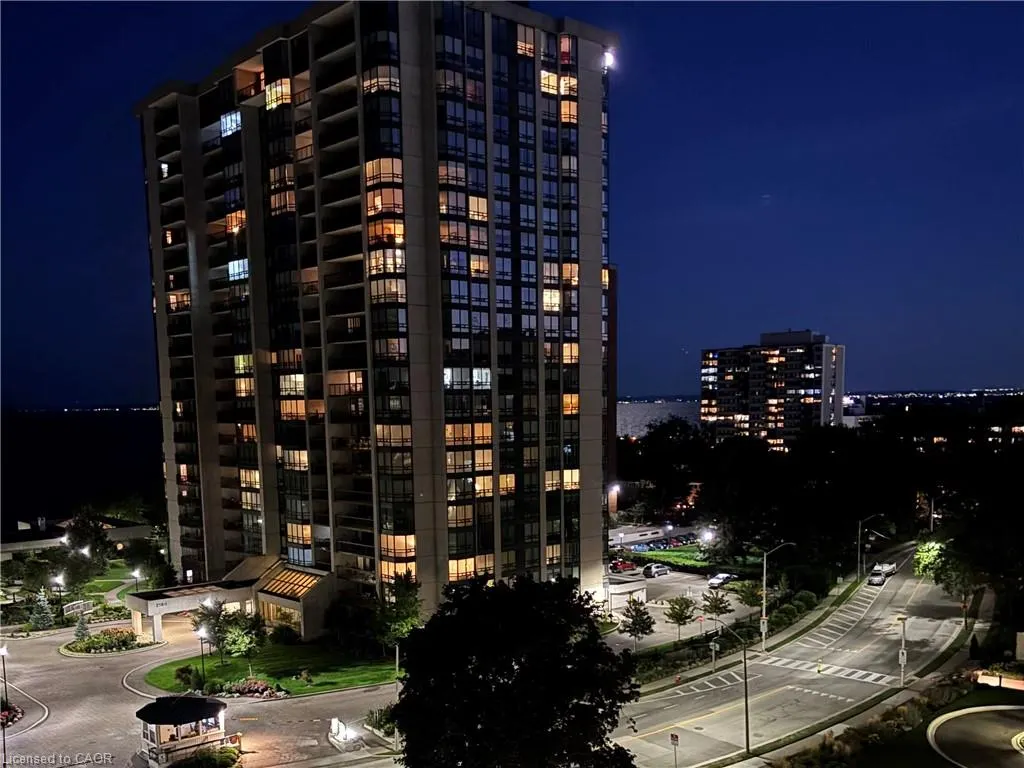 2175 Marine Drive, #903