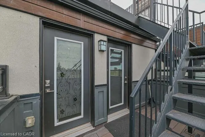 35 Midhurst Heights, #15