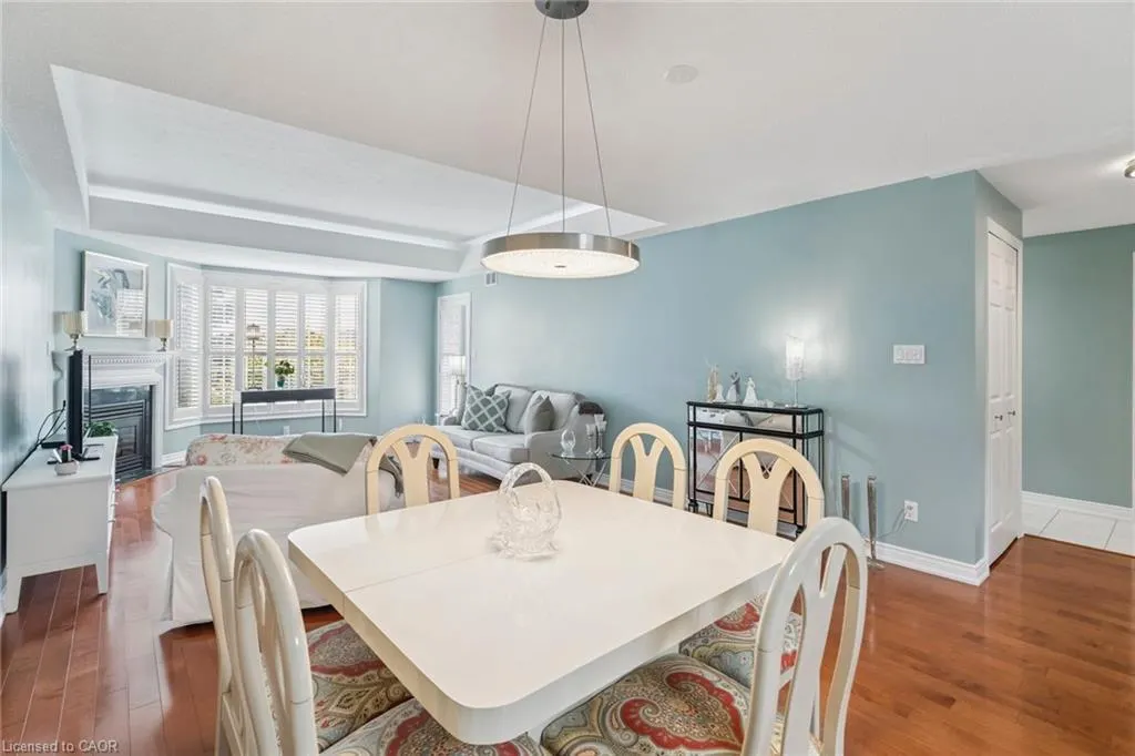 970 Golf Links Road, #302