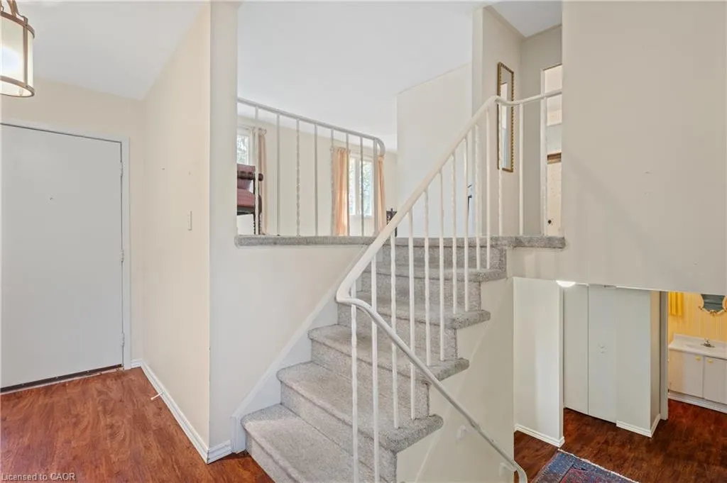 1245 Lakeview Drive