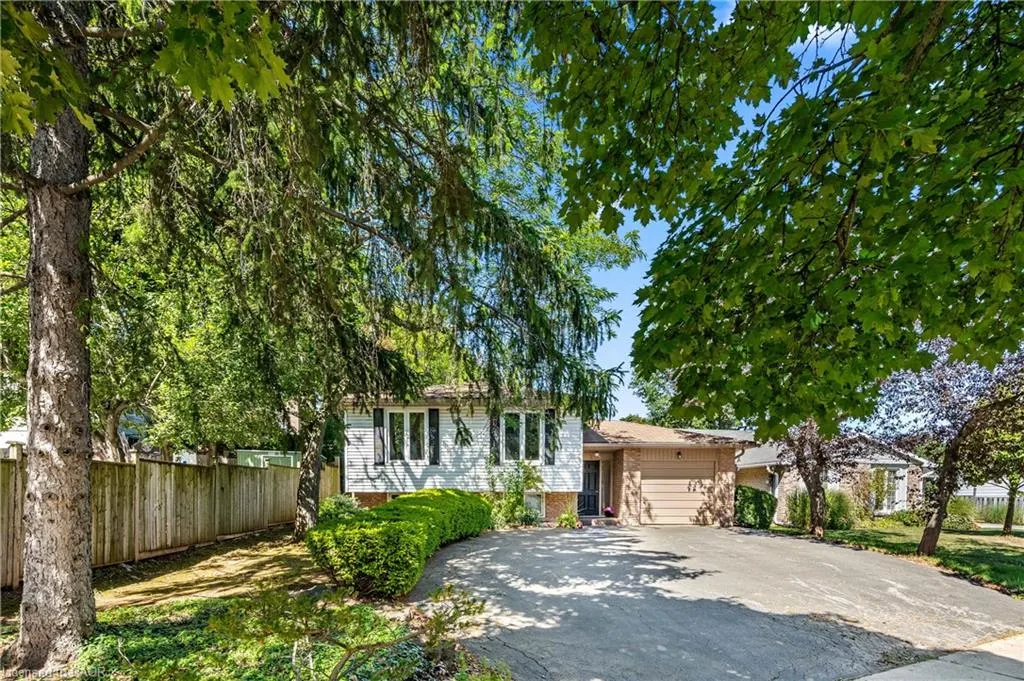 1245 Lakeview Drive