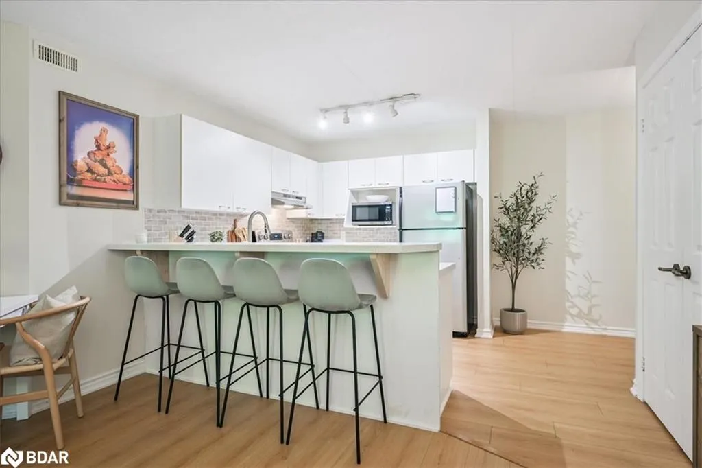 2030 Cleaver Avenue, #201