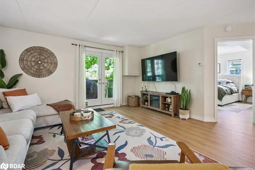 2030 Cleaver Avenue, #201