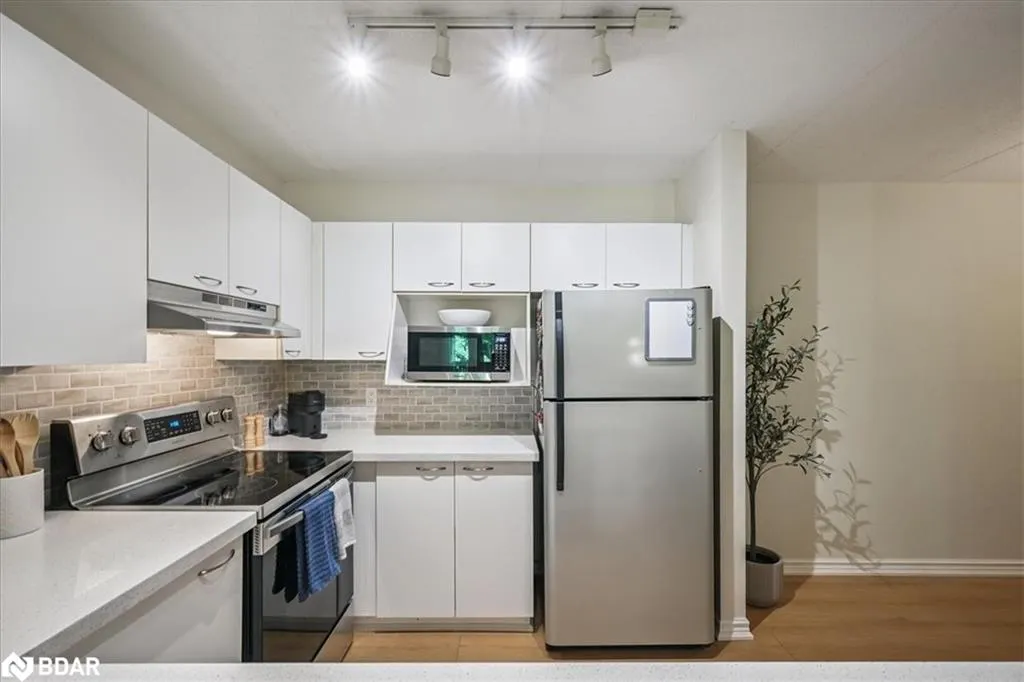 2030 Cleaver Avenue, #201