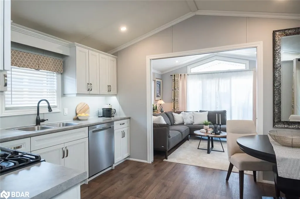 4449 Milburough Line, #12 Poplar