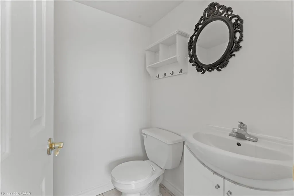 851 Queenston Road, #505