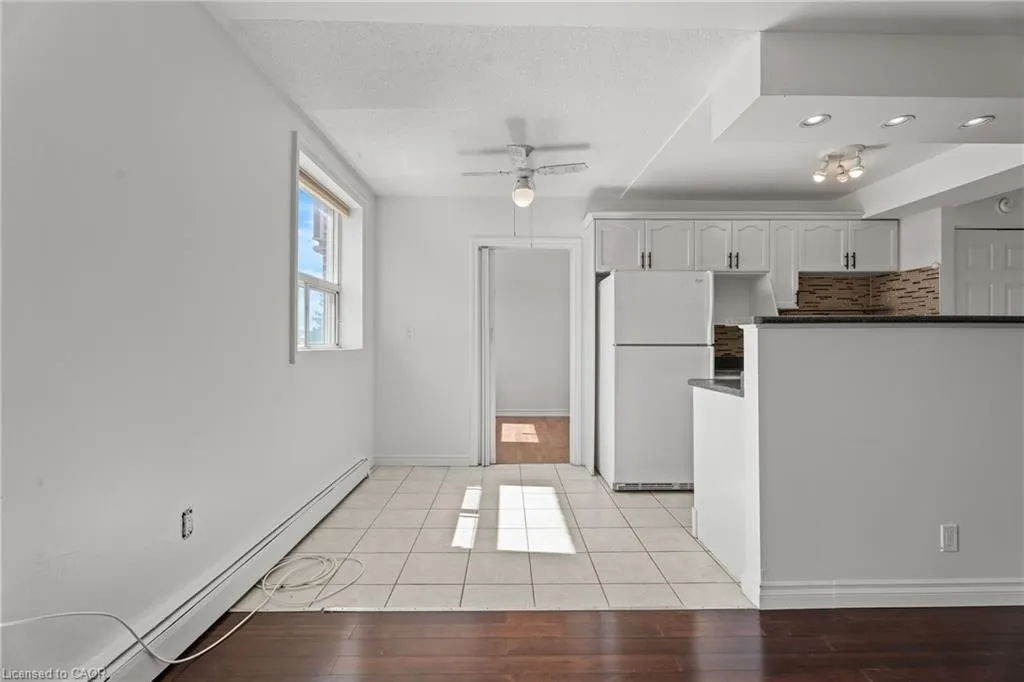 851 Queenston Road, #505