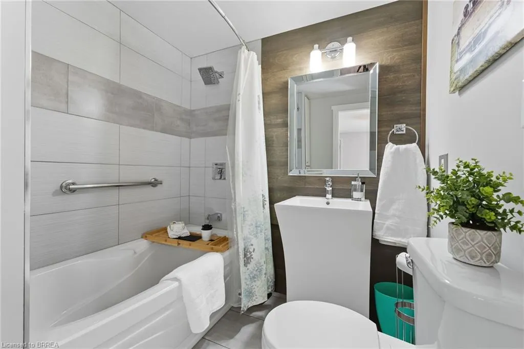 14 Jackson Heights