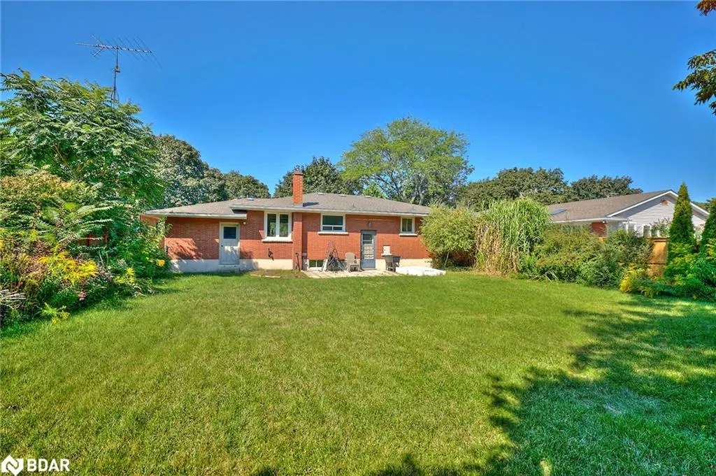7 Joanna Drive