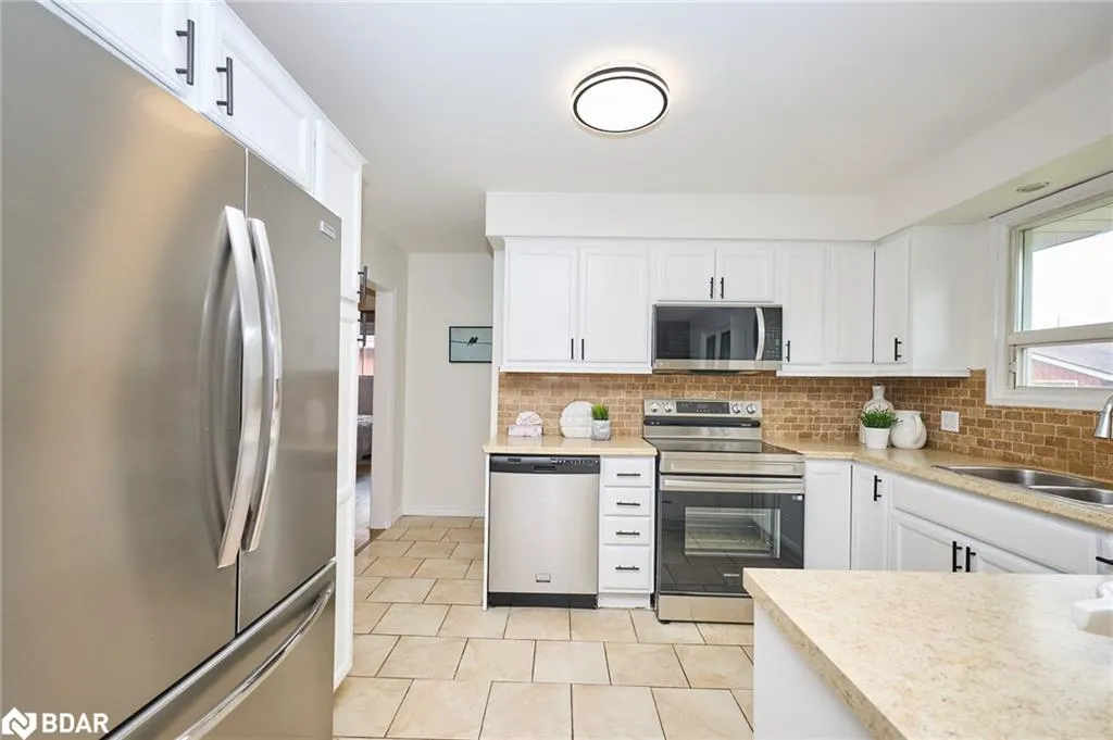 7 Joanna Drive