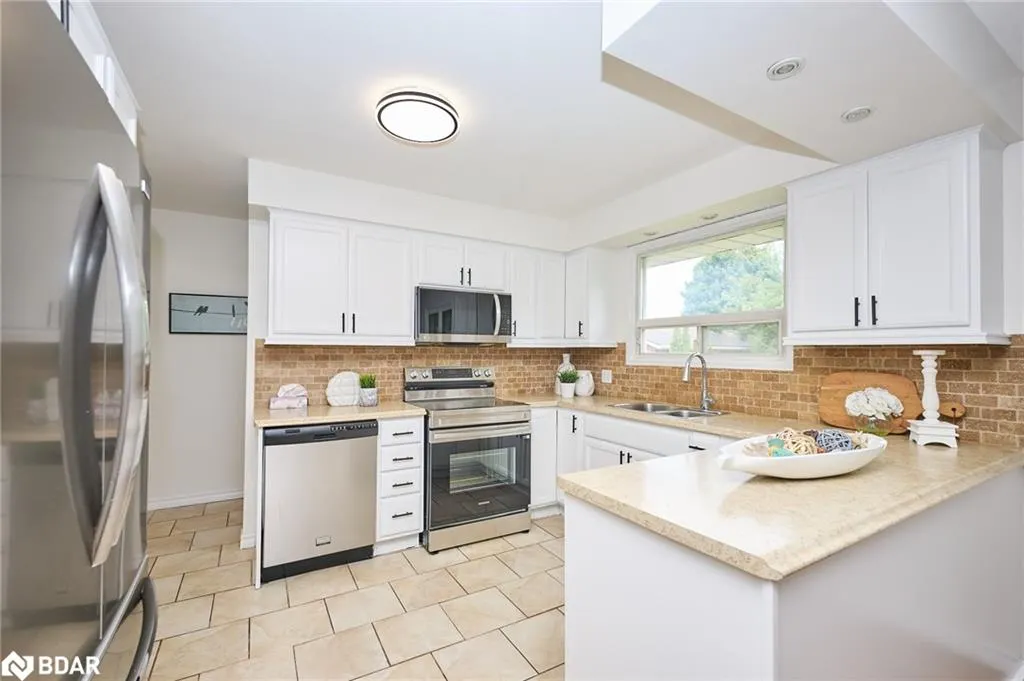 7 Joanna Drive
