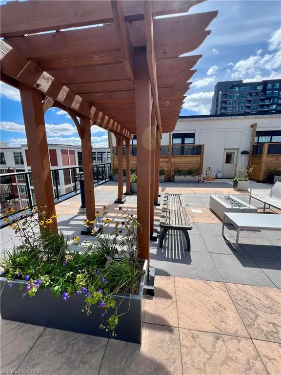 404 King Street, #109