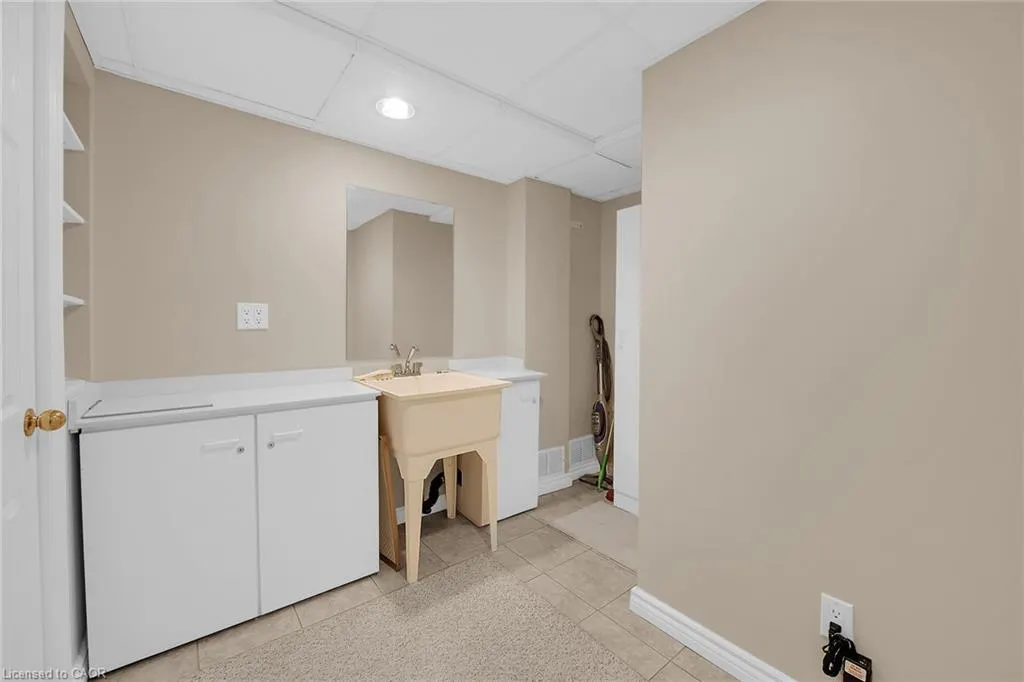 213 Nash Road S, #22