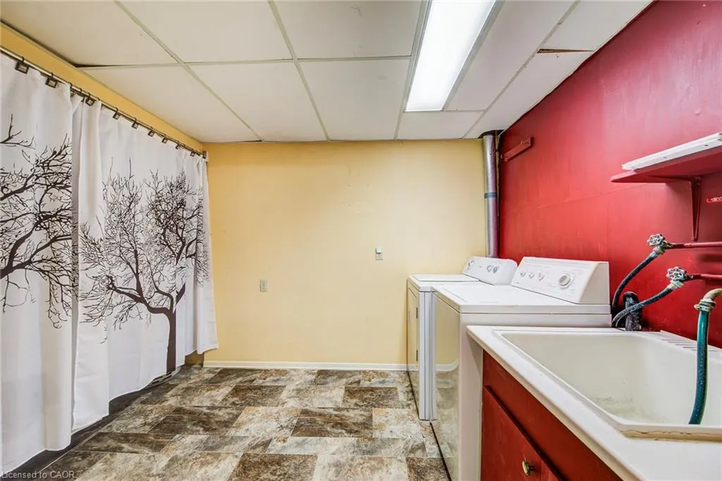 383 Edinburgh Road S, #22