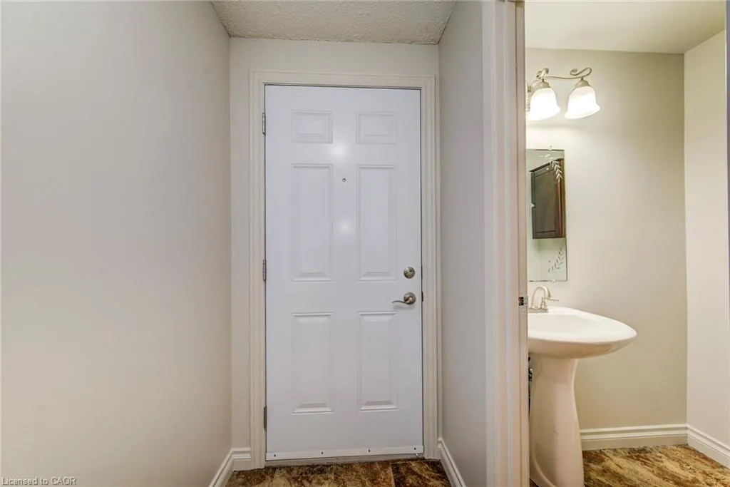 383 Edinburgh Road S, #22