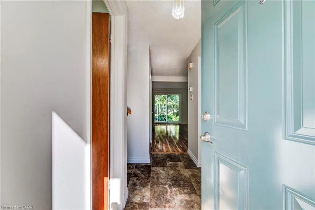 383 Edinburgh Road S, #22