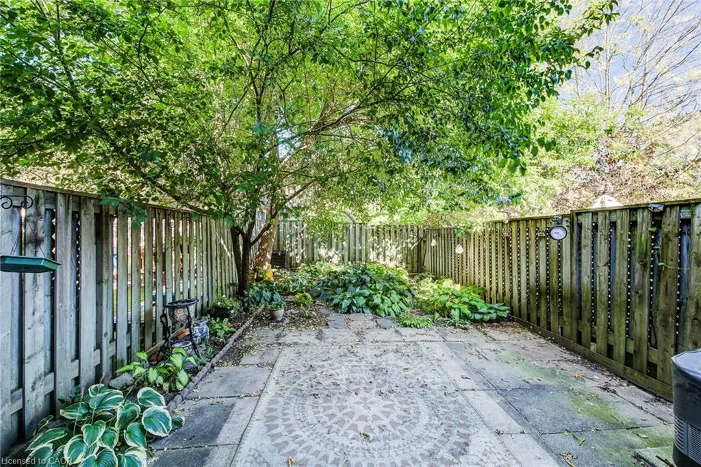 383 Edinburgh Road S, #22