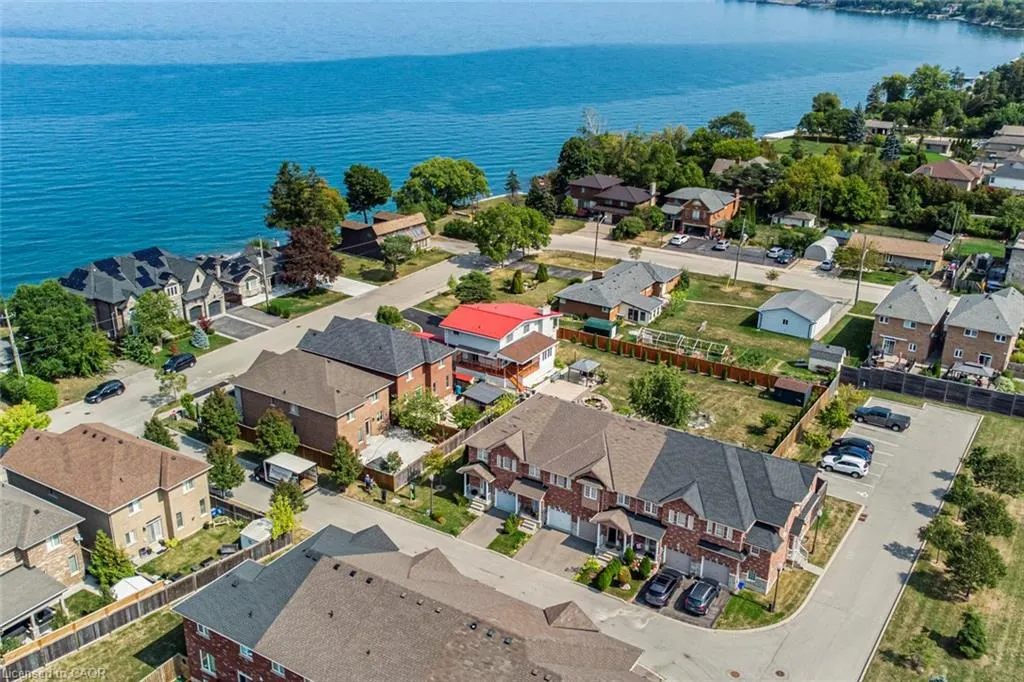 45 Seabreeze Crescent, #22