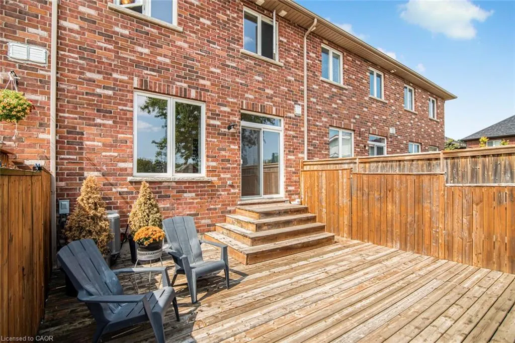 45 Seabreeze Crescent, #22