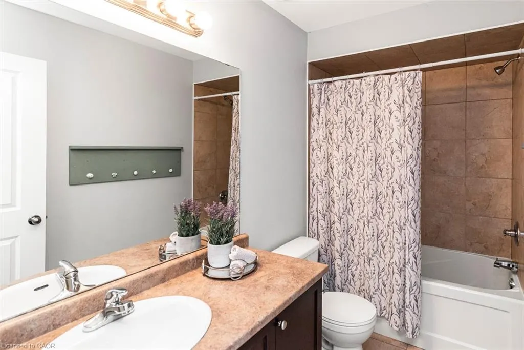 45 Seabreeze Crescent, #22