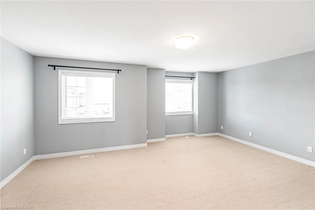 45 Seabreeze Crescent, #22