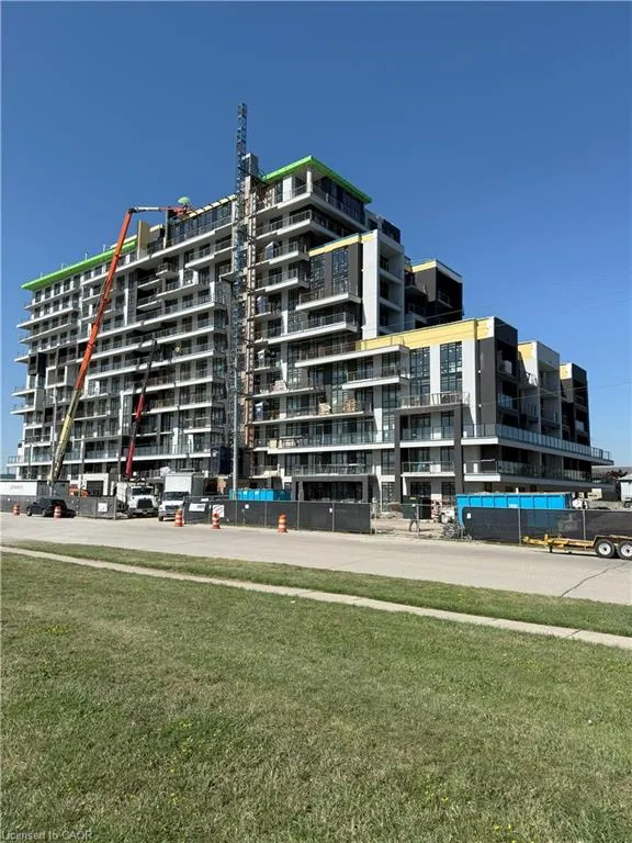 461 Green Road, #410