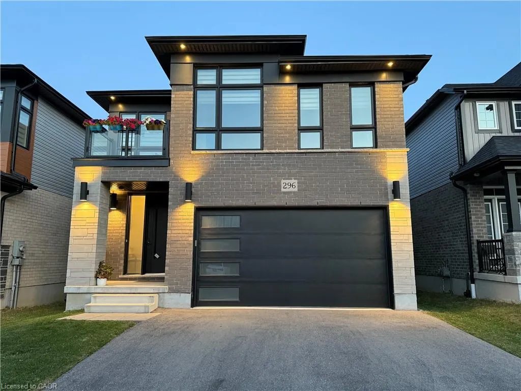 296 Chokecherry Crescent Crescent