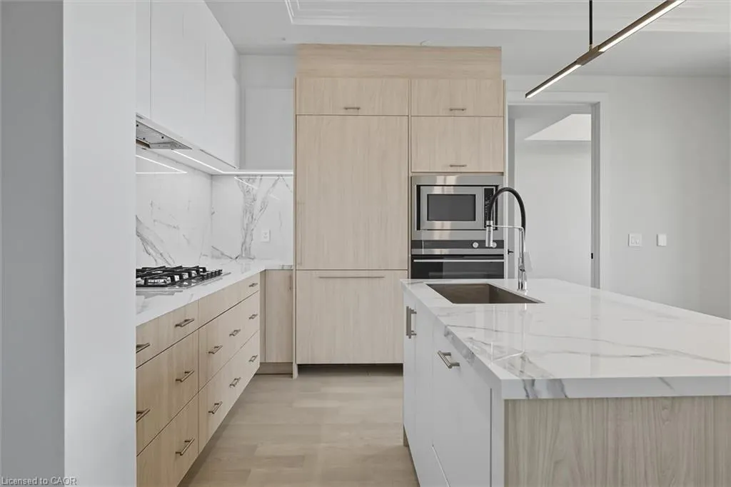 123 Maurice Drive, #409
