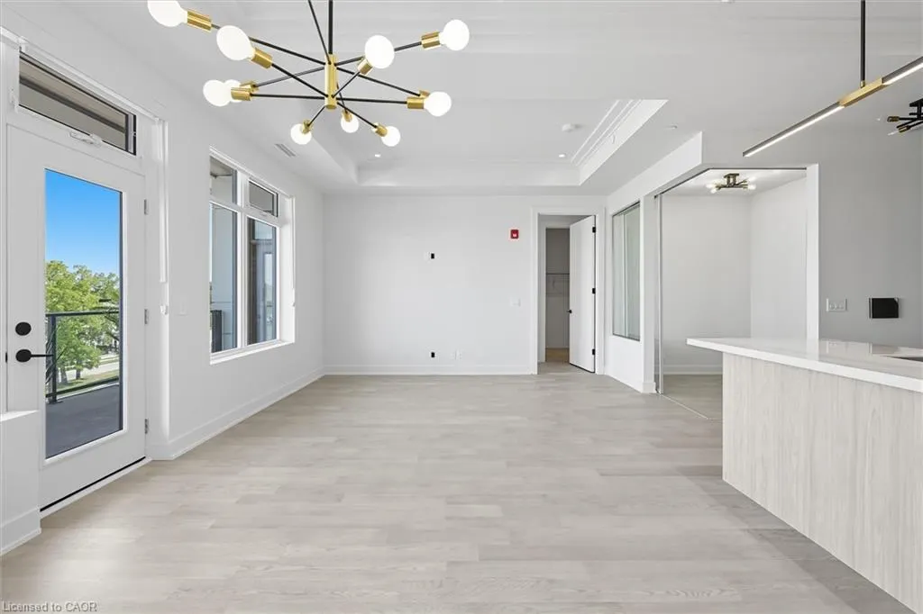 123 Maurice Drive, #409