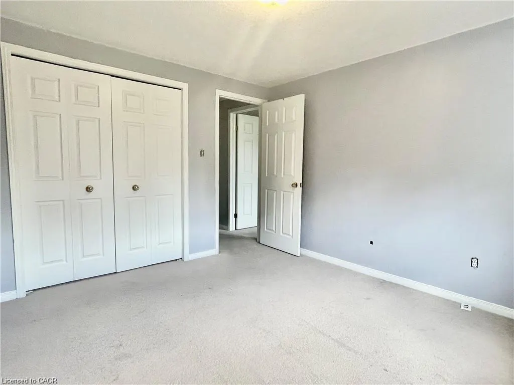 284 Purple Sage Crescent
