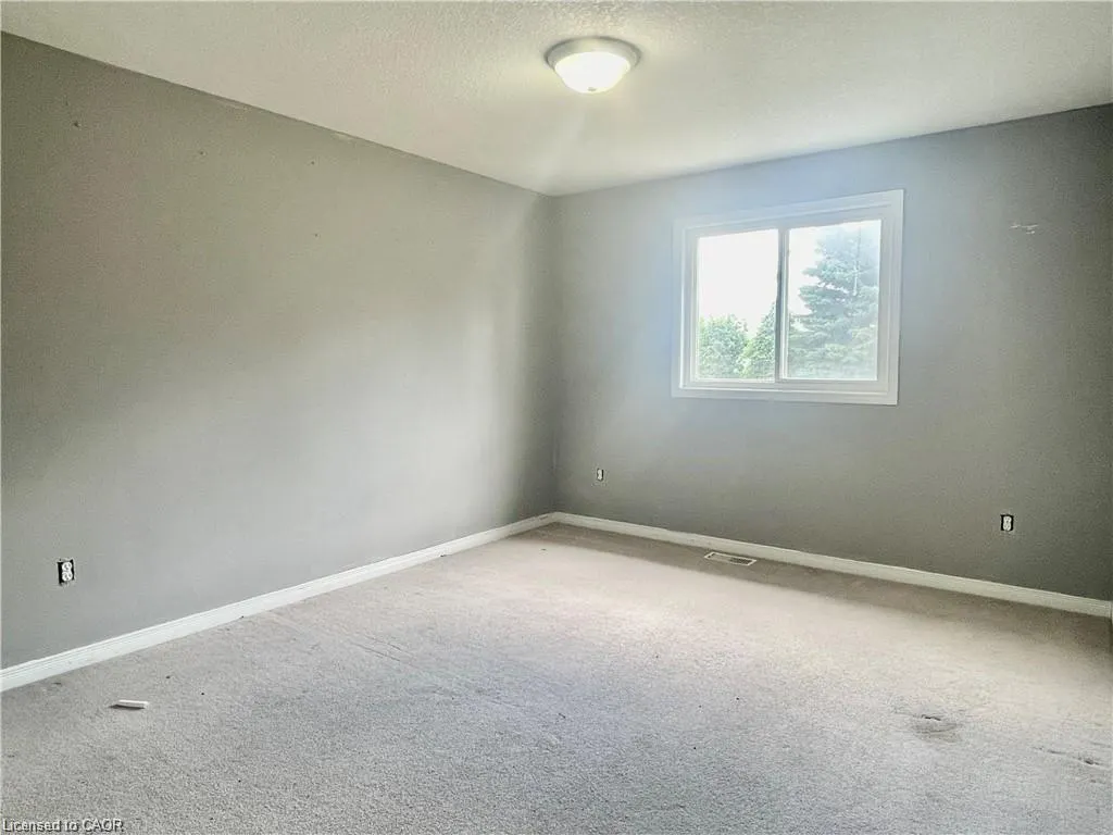 284 Purple Sage Crescent