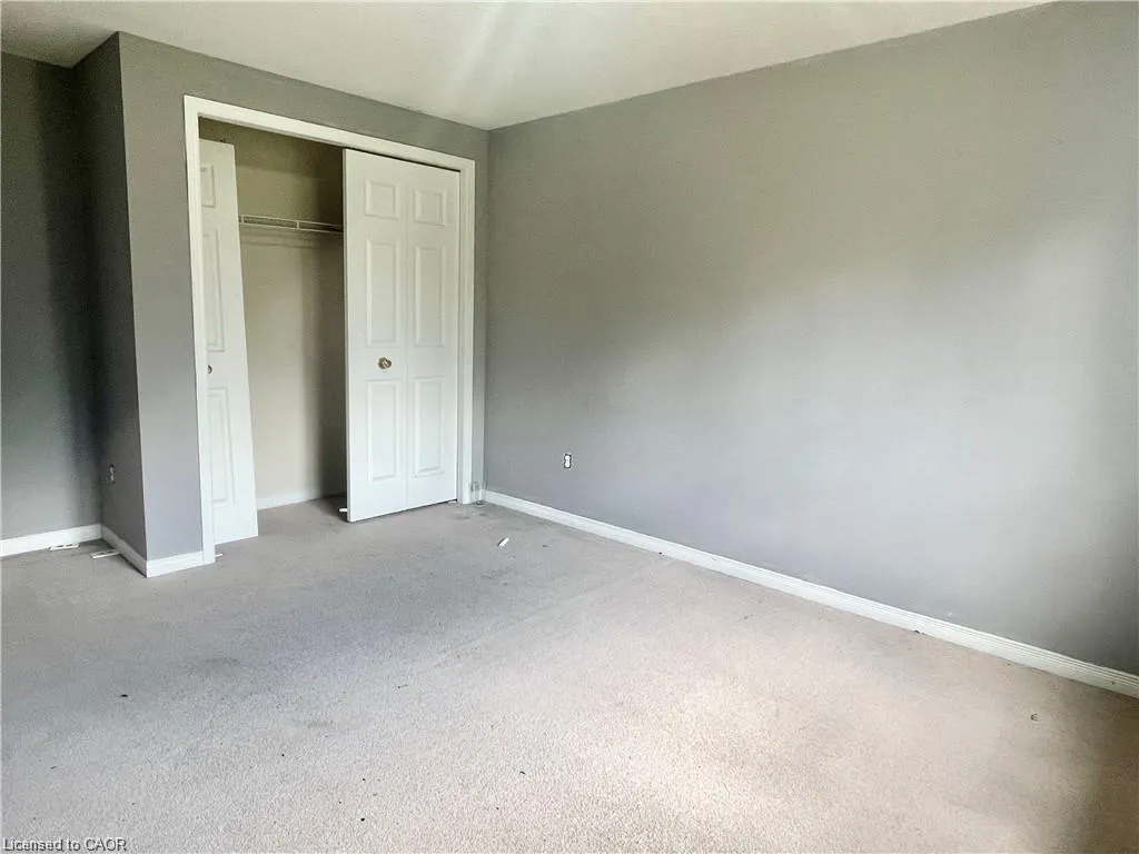 284 Purple Sage Crescent