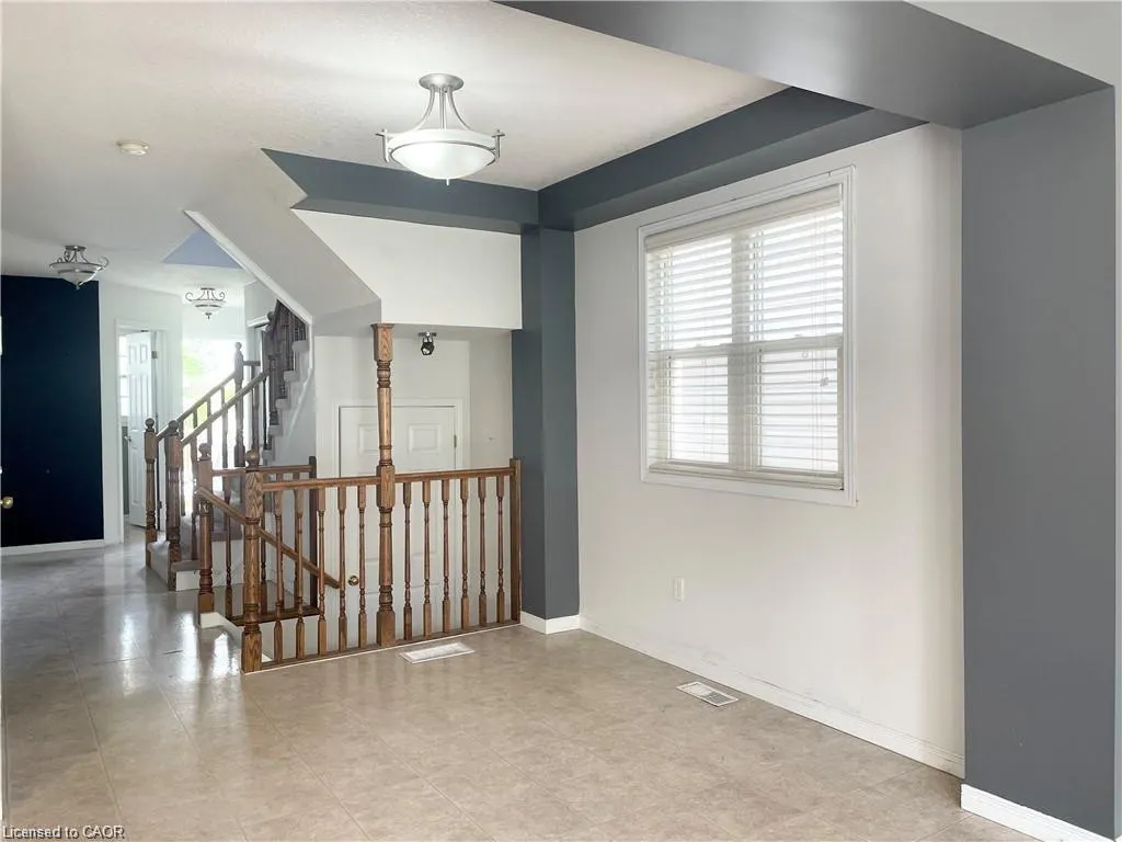 284 Purple Sage Crescent