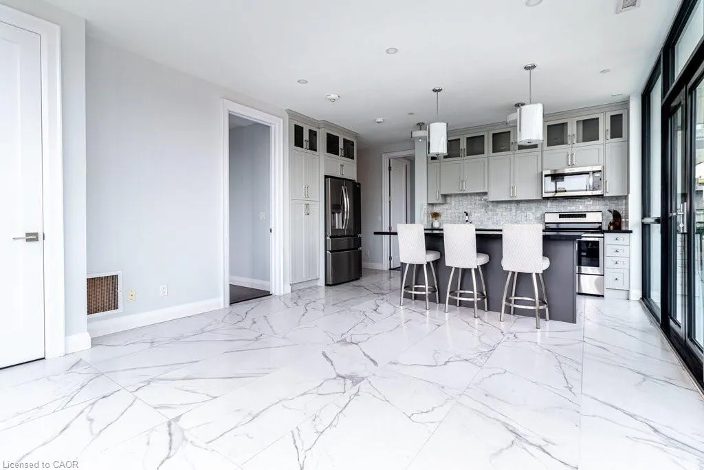 101 Locke Street Street S, #312