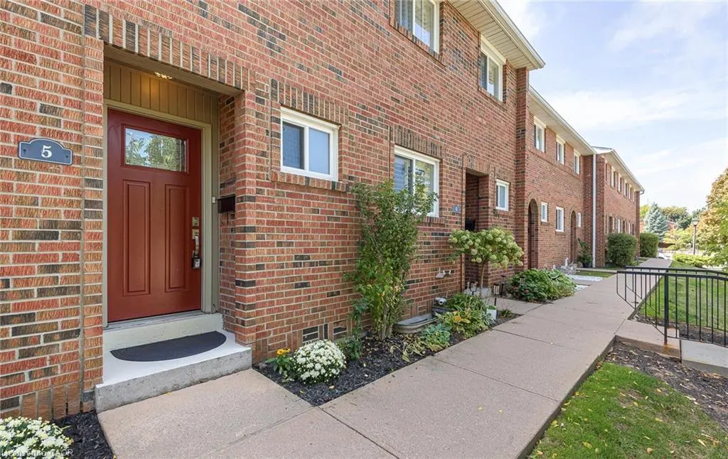 125 Livingston Avenue, #5