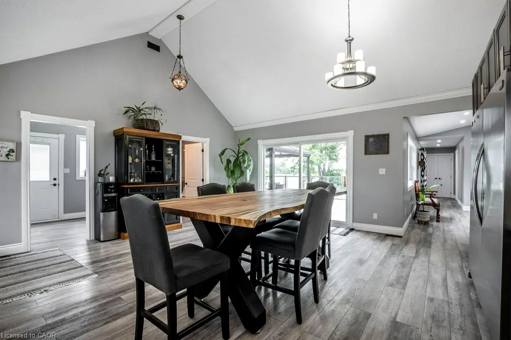 20 Brant Road