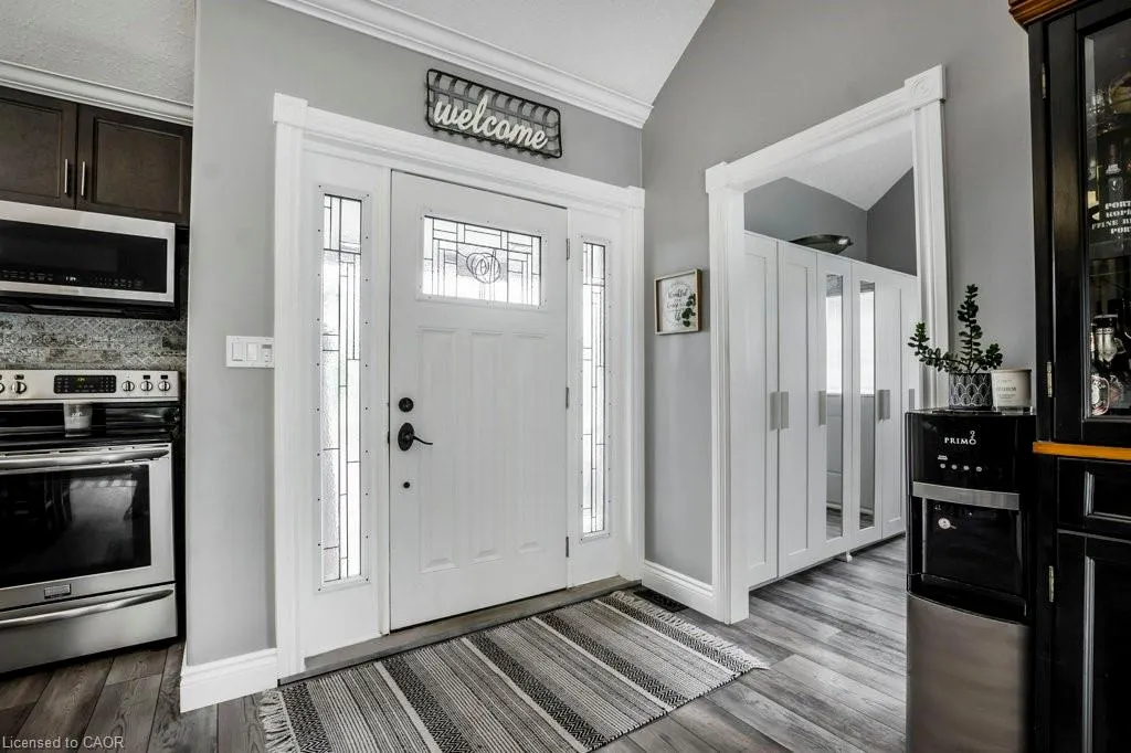 20 Brant Road