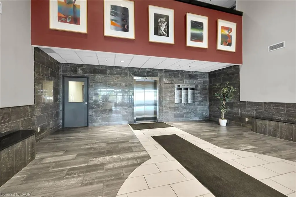 1100 South Service Road, #423