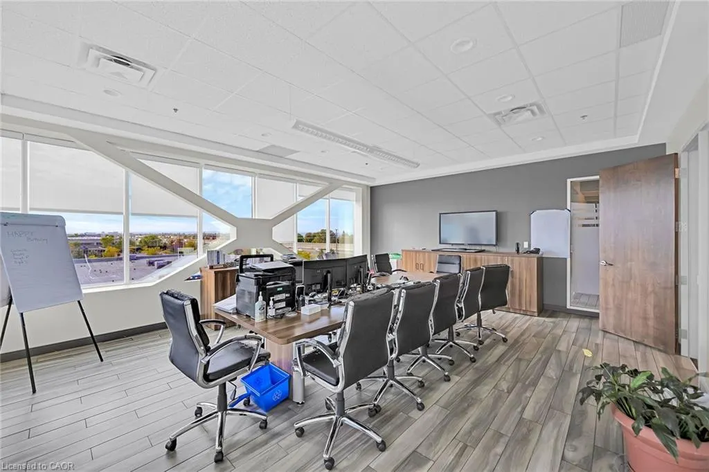 1100 South Service Road, #423