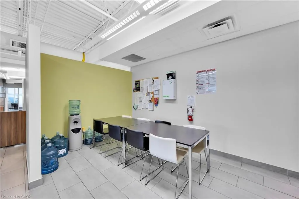 1100 South Service Road, #423