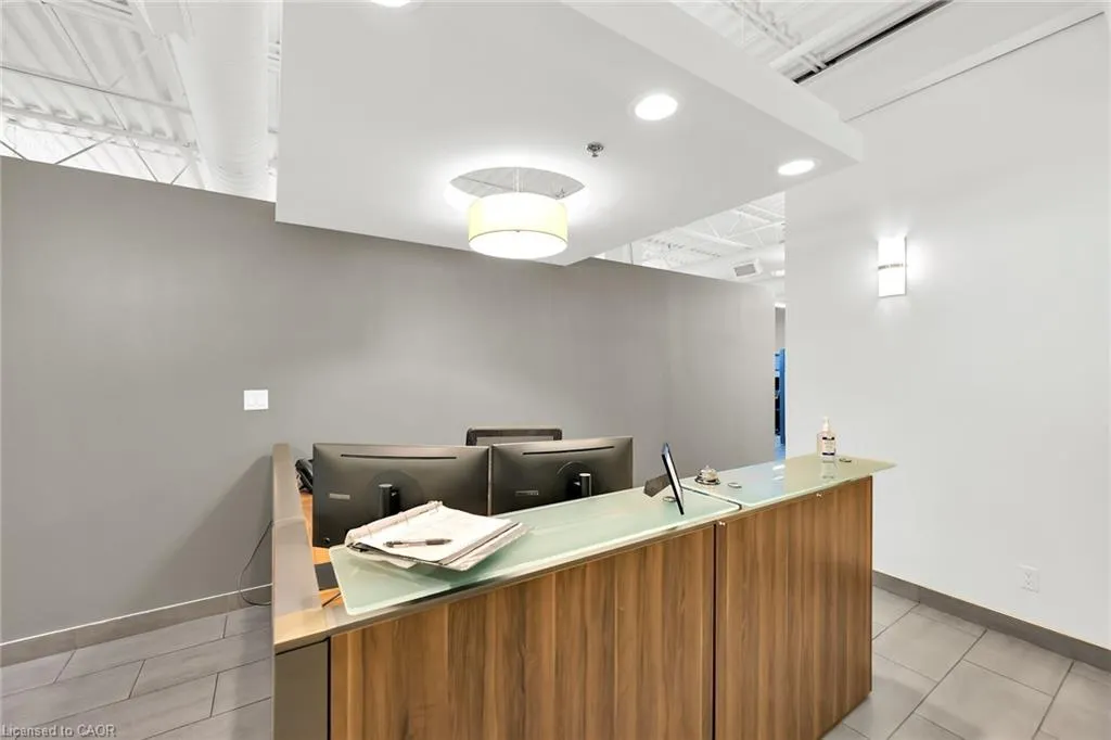 1100 South Service Road, #423