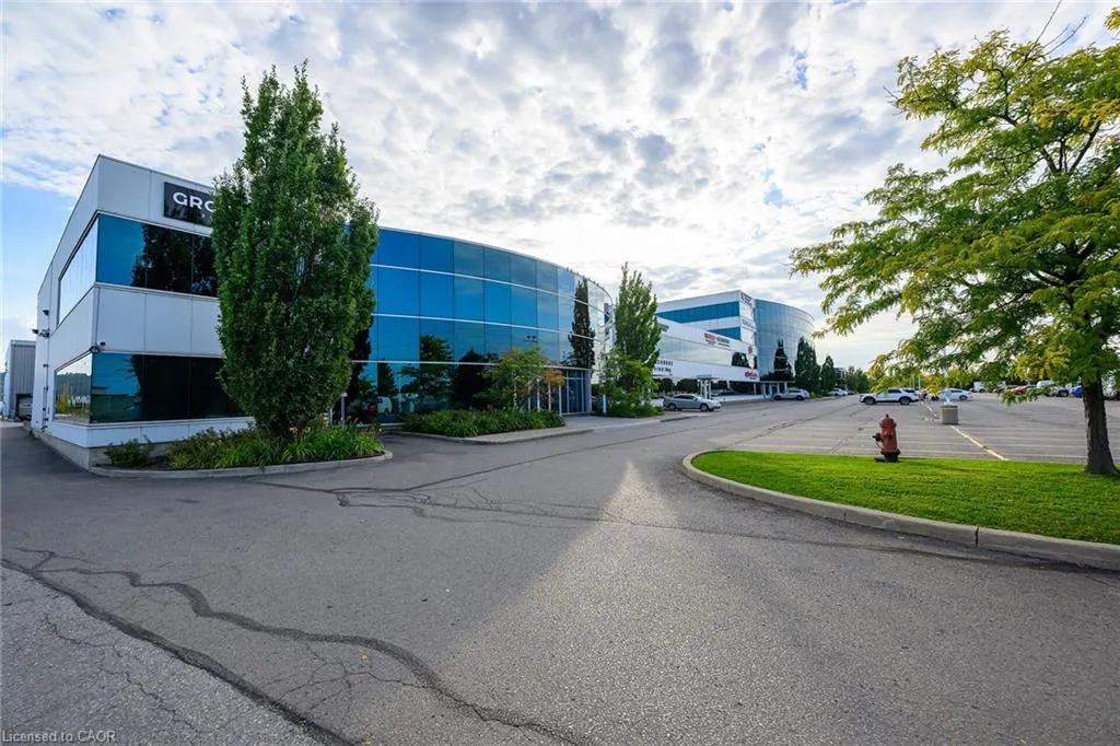 1100 South Service Road, #423