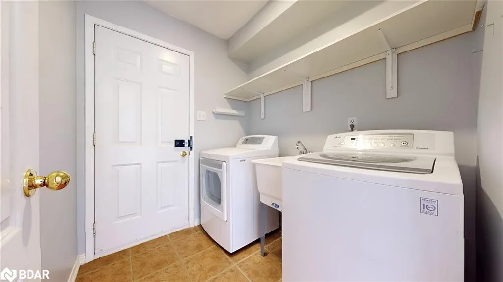1290 Heritage Way, #42