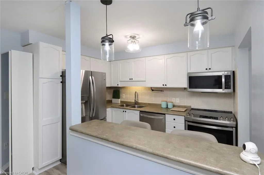 1771 Upper Wentworth Street, #25