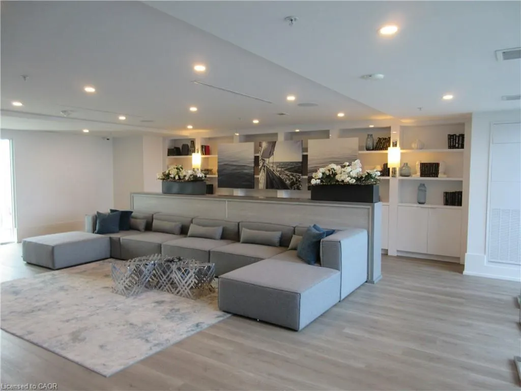 16 Concord Place, #308