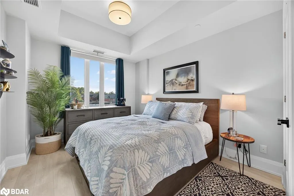 1 Hume Street, #308
