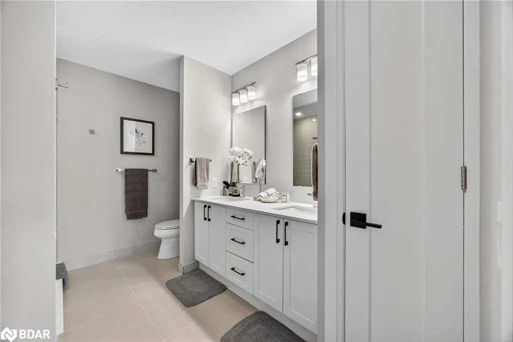 1 Hume Street, #308