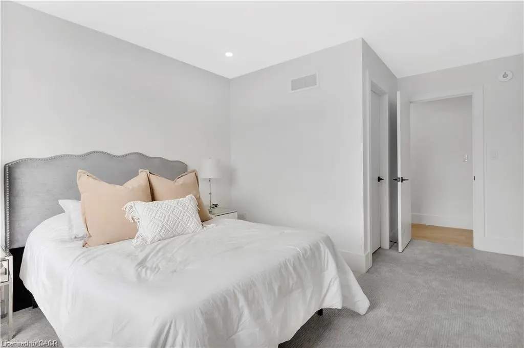 LOT 1 Avery Place