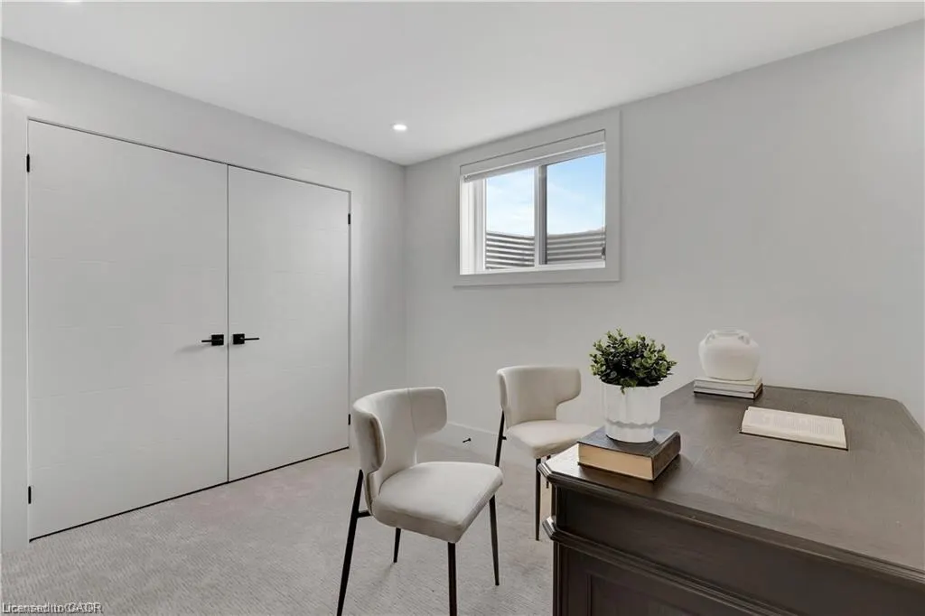 LOT 1 Avery Place