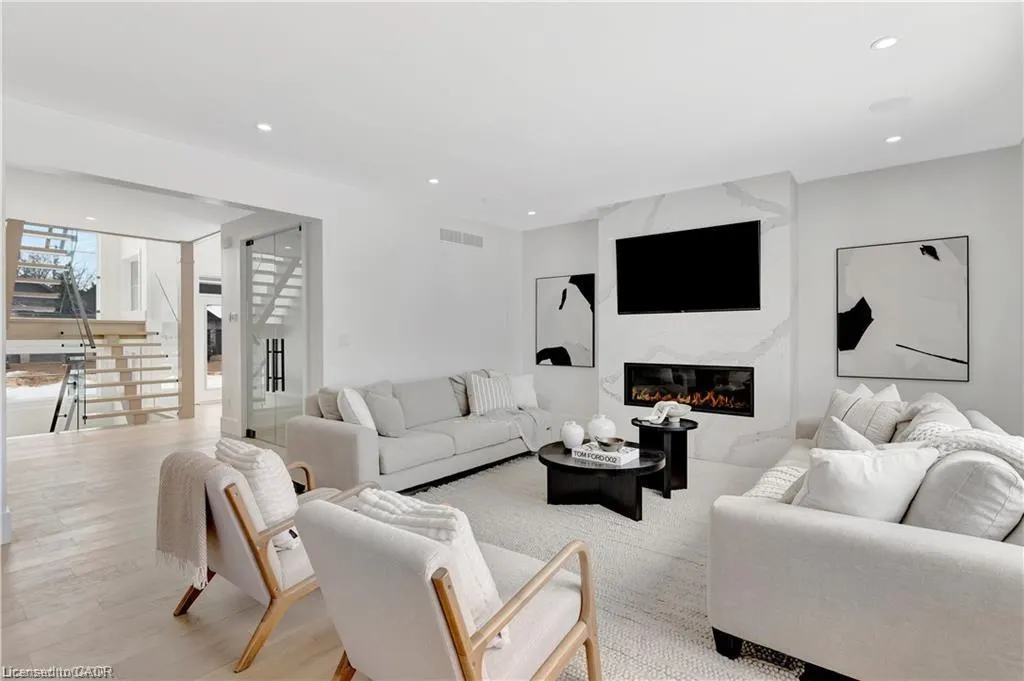 LOT 1 Avery Place